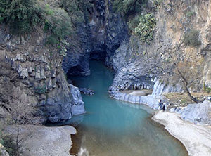 Alcantara valley and unknown villages